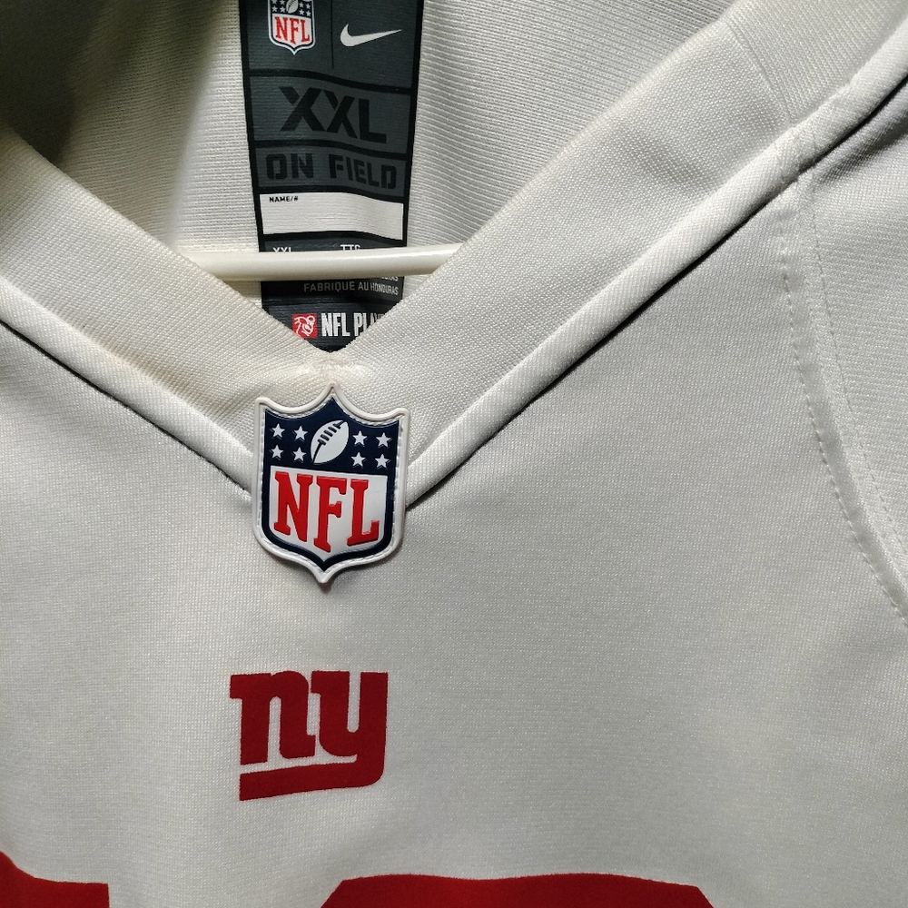 Football jersey - Picture 2 of 6